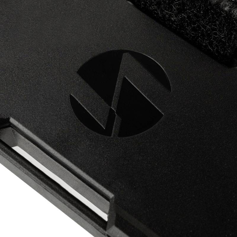 USB-хаб Lian Li PW-U2TPAB - чорний USB-адаптер