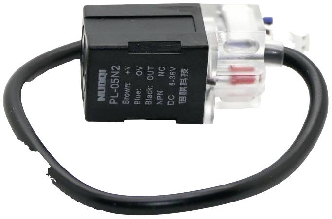 Przezroczysty sensor z czarnym przewodem, model 'PL-05N2', pokazuje wewnętrzny układ scalony w kolorach czerwonym i niebieskim.