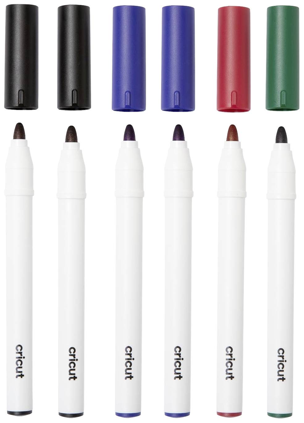 Cztery pisaki Cricut z odkręconymi nakładkami w kolorach czarnym, niebieskim, czerwonym i zielonym, prezentujące ich końcówki.