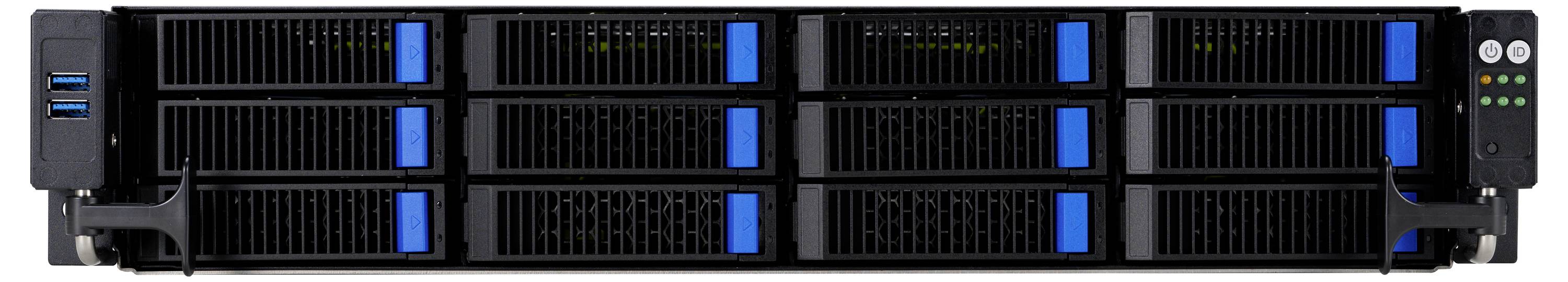 Czarno-niebieski serwer sieciowy z wieloma kieszeniami na dyski twarde i wskaźnikami LED, zamontowany w szafie serwerowej.