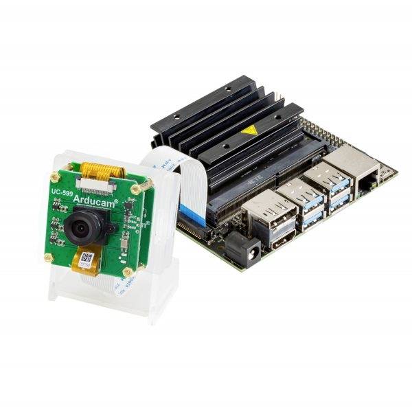 Moduł elektroniczny z kamerą i radiatorem, połączony poprzez kabel taśmowy. Odpowiedni do zastosowań komputerowych i przetwarzania obrazu.