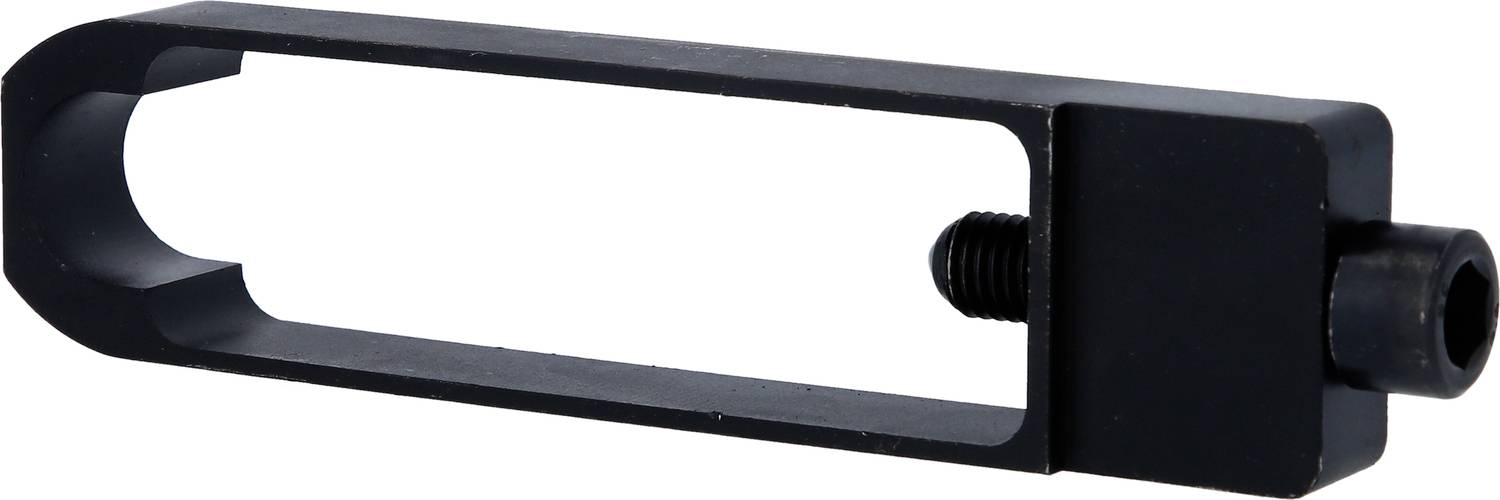 Prostokątny czarny uchwyt metalowy ze śrubą po jednej stronie, odpowiedni do mocowania lub montażu.