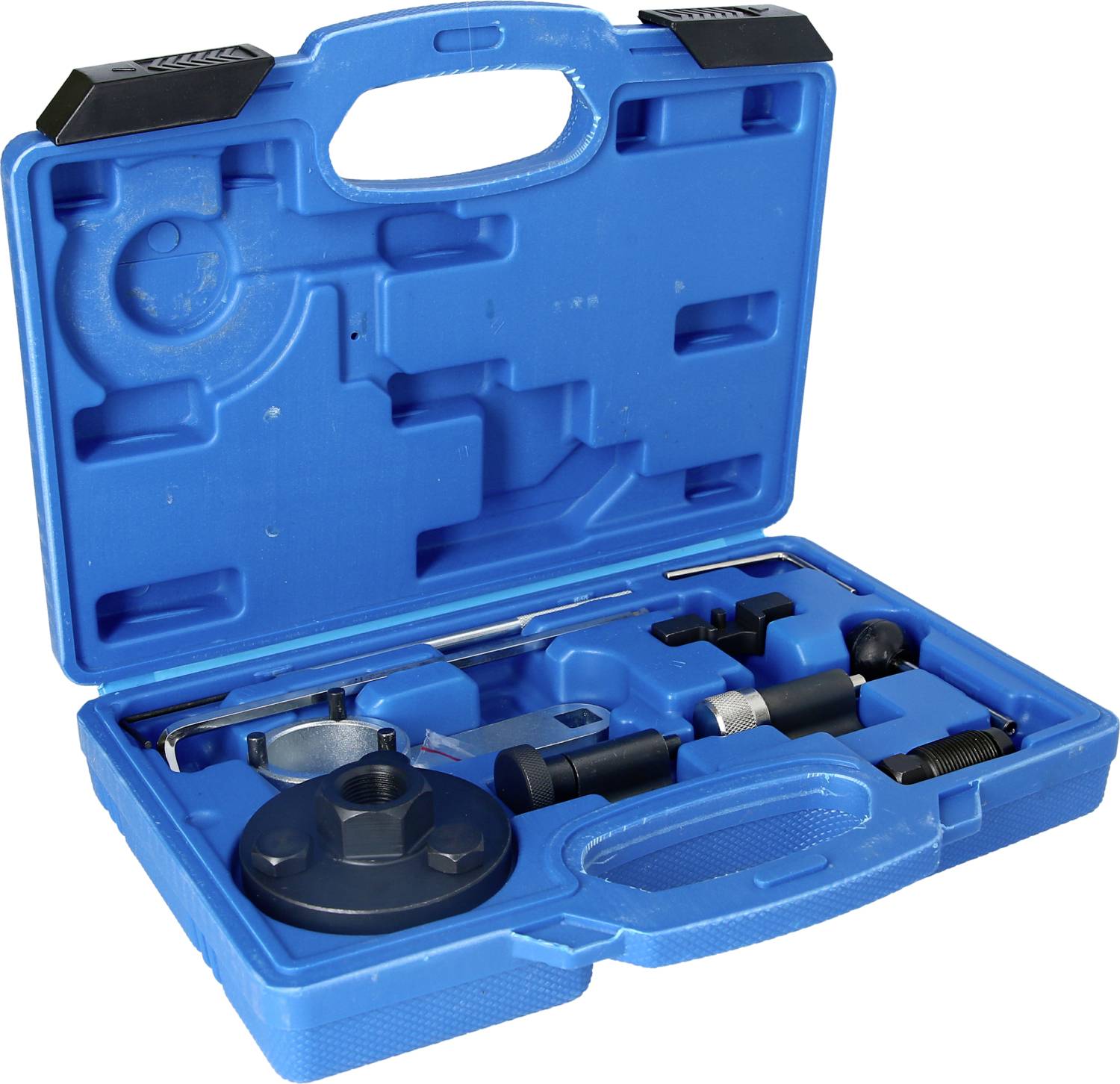Niebieski plastikowy kufer z zestawem do rozbudowy filtra samochodowego, składający się z różnych nasadek i elementów narzędziowych, zorganizowanych wewnątrz.