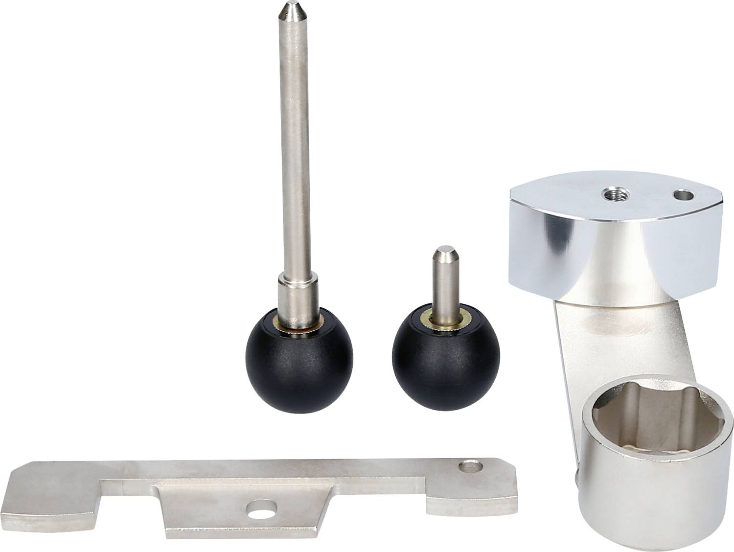 Metalowe komponenty, w tym pręt, kulki i mocowanie, ułożone na białym tle.