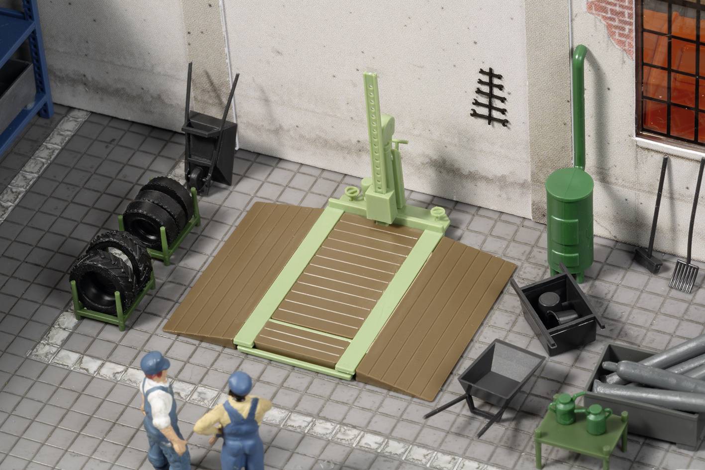 Автомайстерня Auhagen 41682 з обладнанням, комплект для складання H0