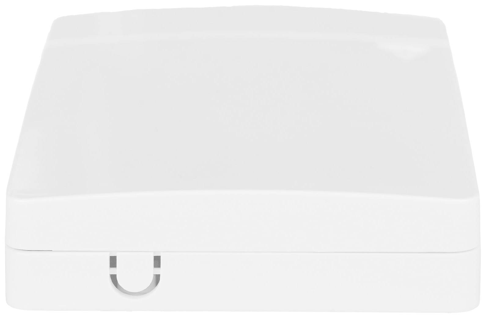 Płaskie, prostokątne, białe urządzenie elektroniczne, prawdopodobnie akcesorium sieciowe lub router, na białym tle.