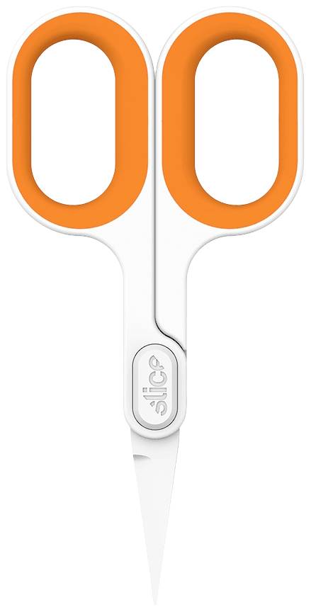 Białe i pomarańczowe nożyczki z zaokrąglonymi czubkami i ergonomicznymi uchwytami.