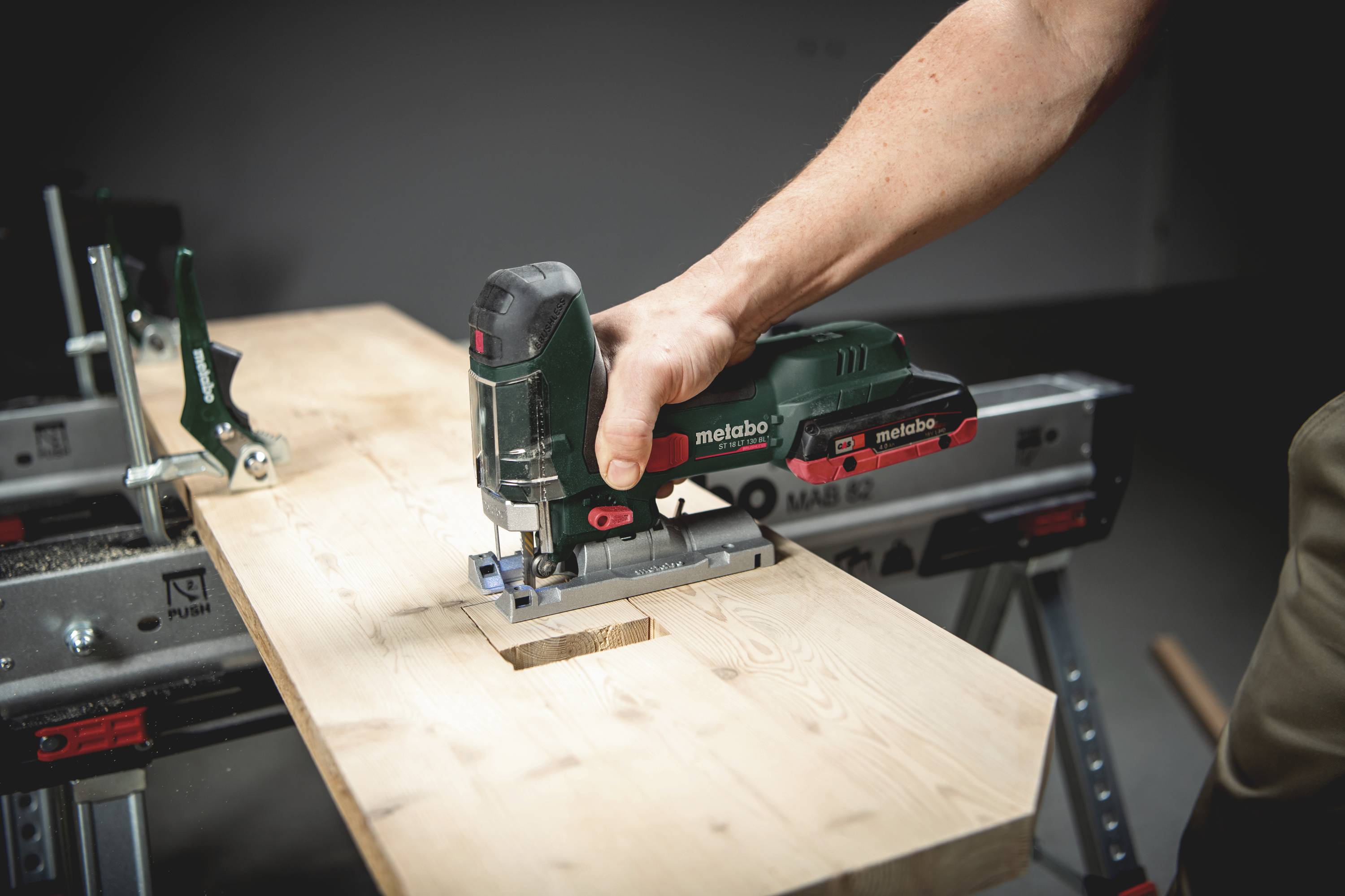 Акумуляторний лобзик Metabo ST 18 LT 130 BL 601054850 без акумулятора 18 В Кількість акумуляторів у комплекті 0