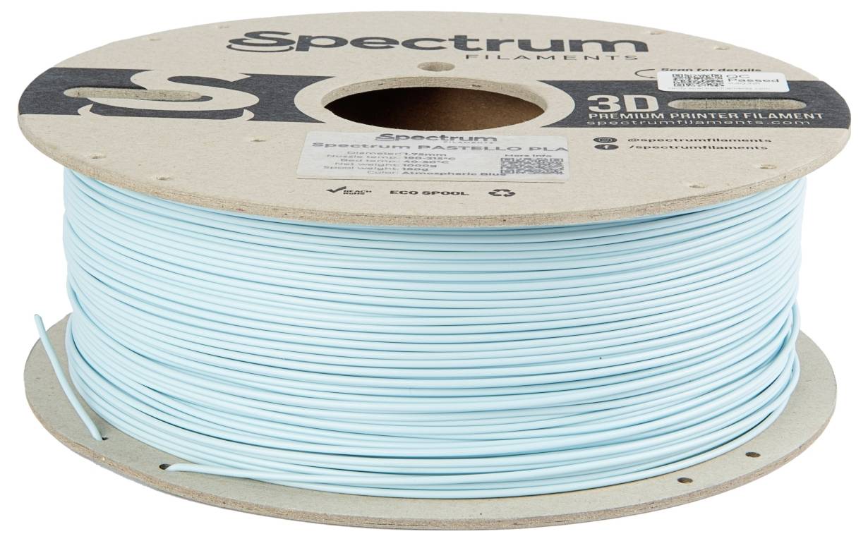Szpula filamentu do drukarki 3D firmy Spectrum w kolorze pastelowego błękitu. Idealna do wysokiej jakości projektów druku.