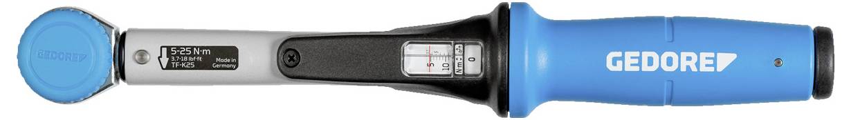 Klucz dynamometryczny z niebieskim uchwytem, oznaczony etykietą 'GEDORE', z zakresem pomiarowym do '750 Nm', używany do precyzyjnego dokręcania podczas prac mechanicznych.