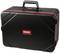 Czarny walizka na narzędzia z czerwoną obwódką i logo 'PARAT', wyposażona w uchwyt, przeznaczona do bezpiecznego transportu narzędzi.