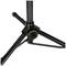 Czarny statyw z zielonymi akcentami, trzy rozkładane nogi. Przeznaczony do użytku z kamerami lub sprzętem oświetleniowym.