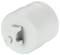 Biały, cylindryczny adapter z centralnym otworem i małym haczykiem z jednej strony; służy do połączeń w urządzeniach elektronicznych.