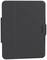 Czarna obudowa ochronna do tabletu, o smukłej konstrukcji. Na obudowie umieszczono nazwę marki 'Targus'.