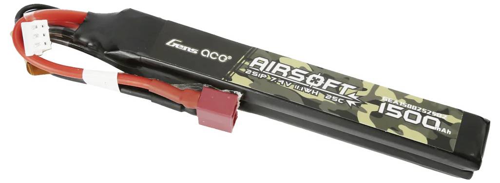 Akumulator Airsoft 11,1V LiPo o pojemności 1500 mAh, czarny z wzorem maskującym, ma płaski i prostokątny kształt.