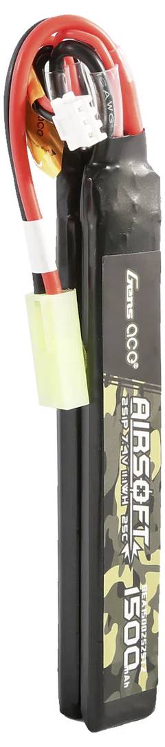 Czarny akumulator do Airsoftu z maskującym wzorem i przewodami na górze. Napis: 'Airsoft 1500'.