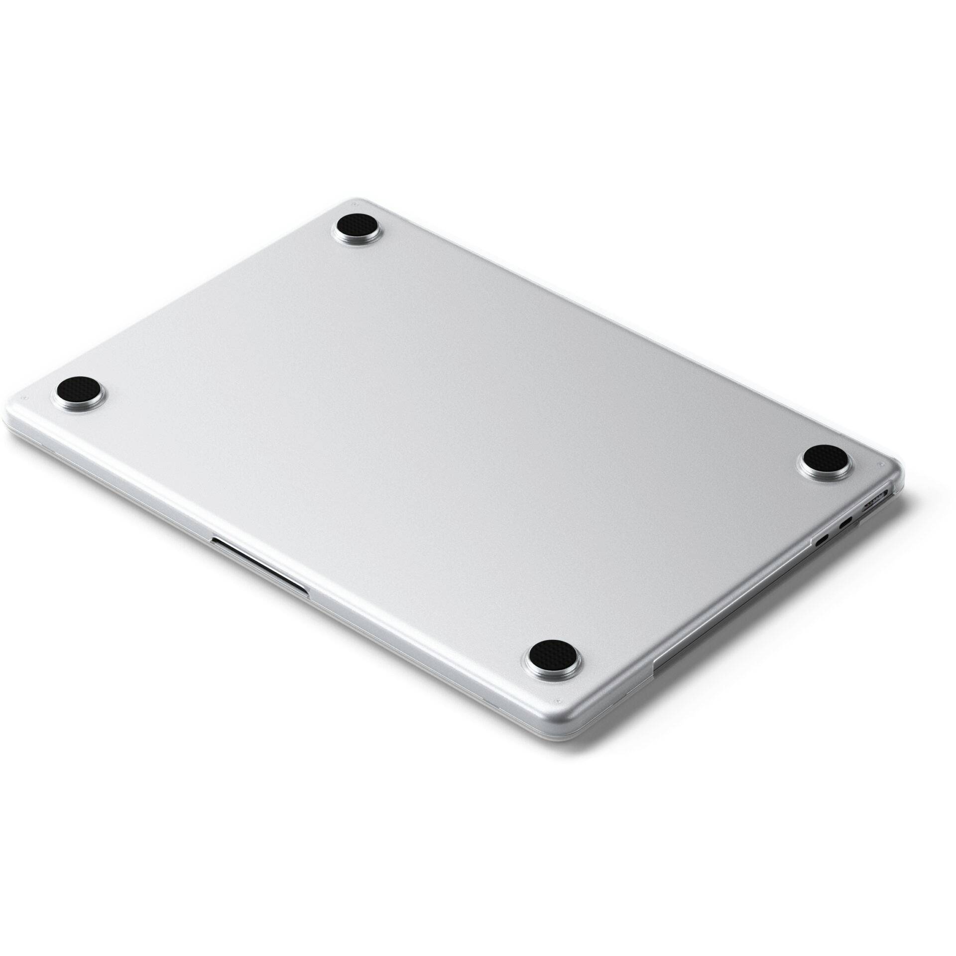 Spód laptopa z czterema czarnymi gumowymi stopkami, obudowa w kolorze srebrnym.