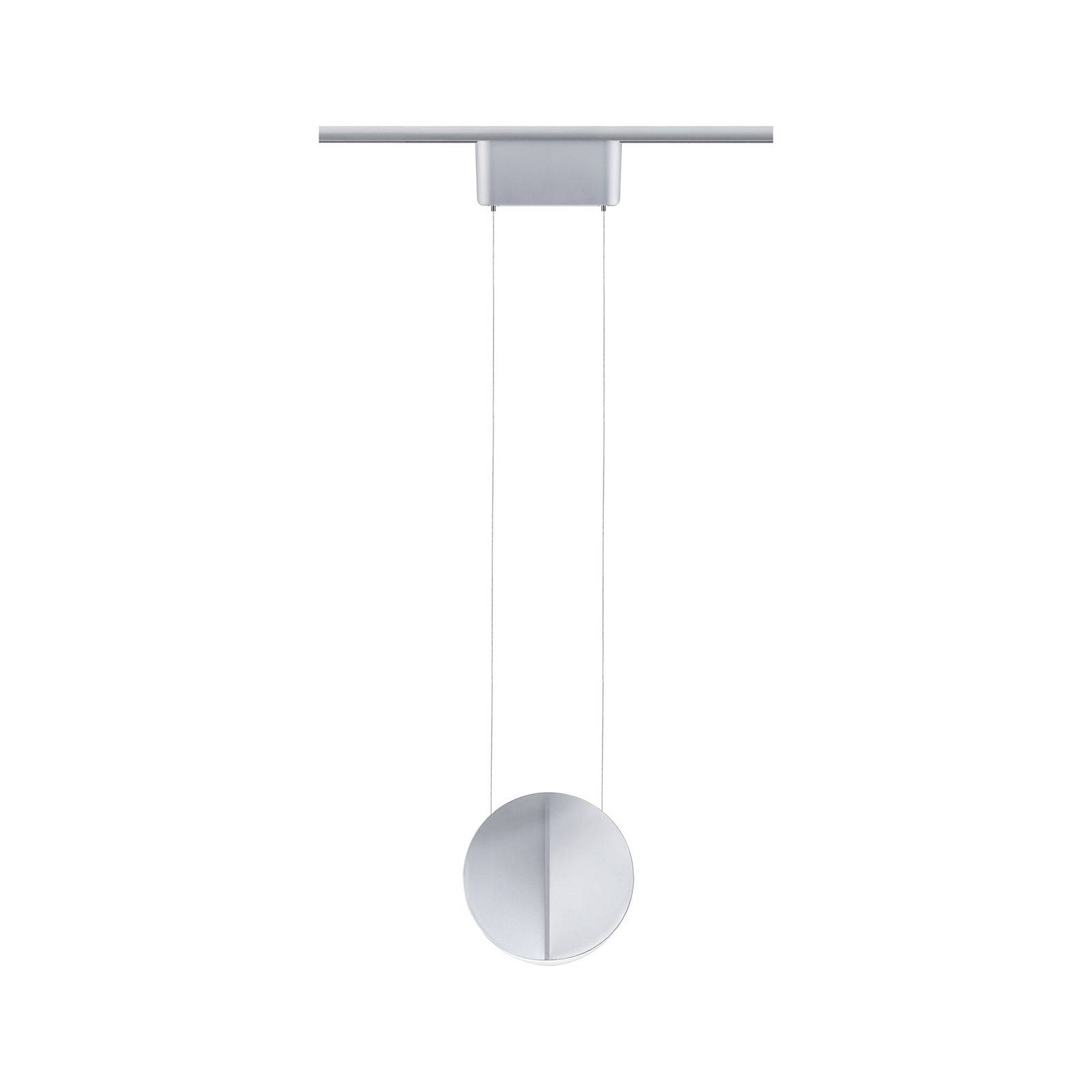 Minimalistyczna lampa wisząca z okrągłą metalową tarczą zwiesza się z sufitu na dwóch cienkich przewodach.