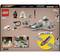 Zestaw LEGO Star Wars z statkiem kosmicznym i figurkami. Instrukcja przedstawia sposób montażu. Widoczne są znaki towarowe LEGO i Disneya.