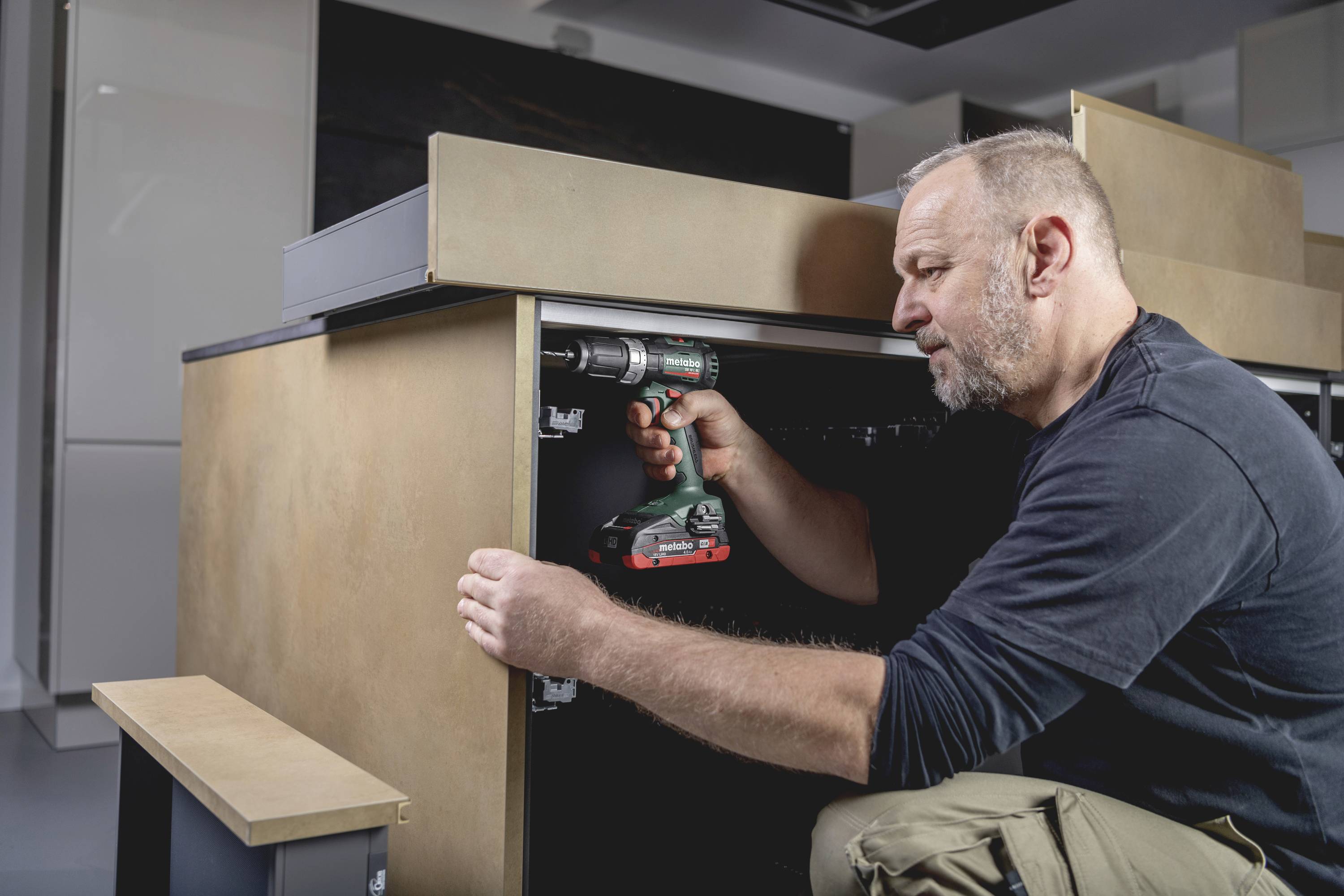 Metabo SB 18 L BL 613157500 Акумуляторний ударний гайковерт 65 Нм 18 В Кількість акумуляторів у комплекті 2 2 Ah безщітковий LiHD,