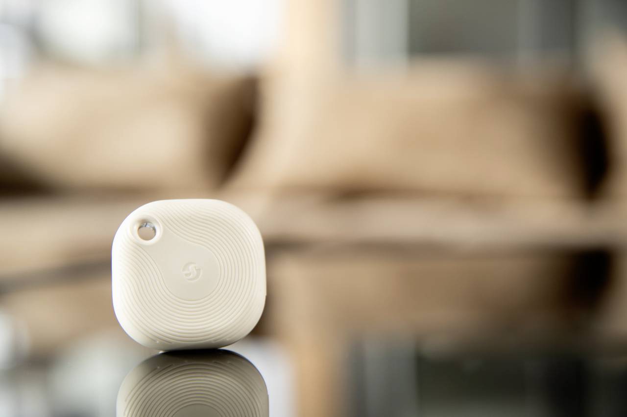 Пульт дистанційного керування Shelly Shelly BLU Button Tough 1 кольору слонової кістки, кнопка Bluetooth Low Energy