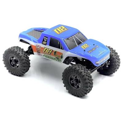Niebieski zdalnie sterowany terenowy monster truck z numerem '02' na masce. Widoczne są duże opony i solidna budowa.