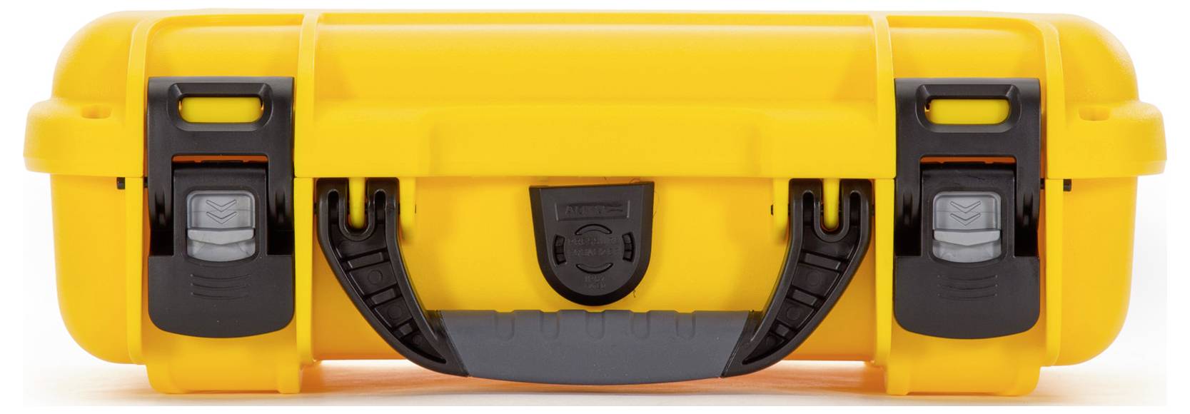 Żółty, wytrzymały kufer plastikowy z czarną rączką i zabezpieczeniami; idealny do ochrony delikatnego sprzętu.