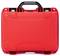 Czerwona, stabilna walizka twardoskorupowa z czarną rączką, ustawiona w pozycji stojącej, odpowiednia do bezpiecznego transportu delikatnych przedmiotów.