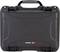 Czarny walizka ochronna z uchwytem, solidna konstrukcja, marka 'Nanuk 923'. Idealna do bezpiecznego transportu delikatnego sprzętu.