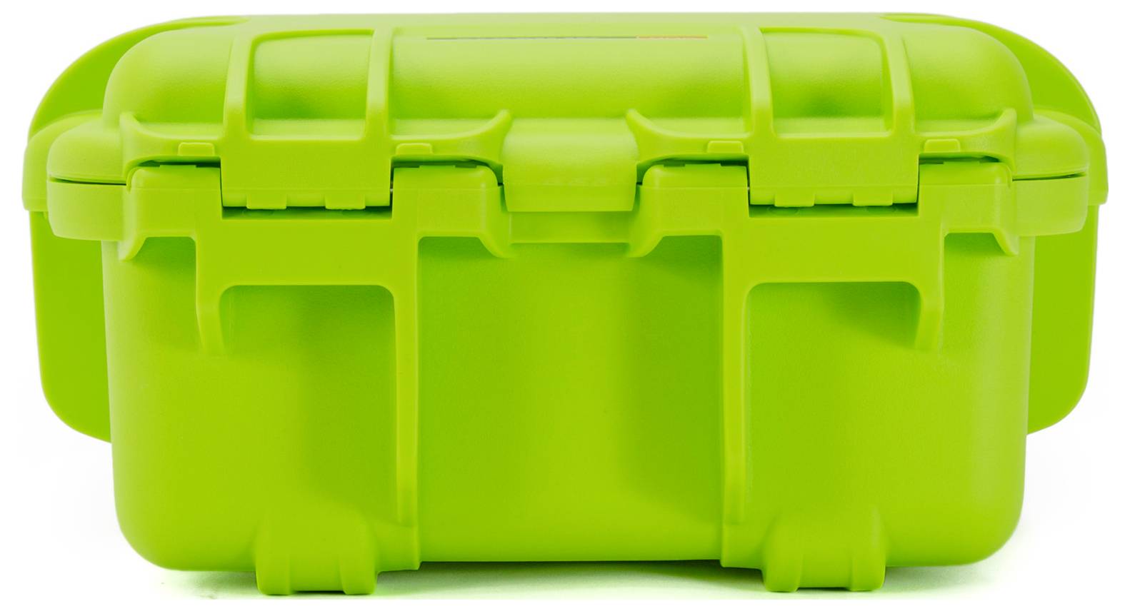 Zielony, twardy kufer o kwadratowym kształcie, z zamknięciami z przodu, odpowiedni do ochrony delikatnych przedmiotów.