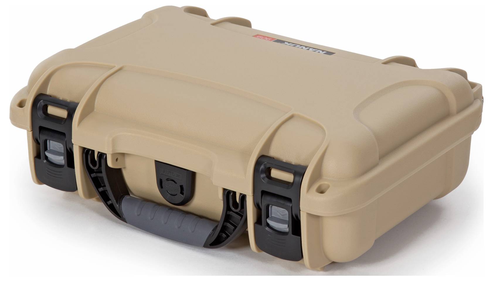 Wodoszczelna twarda walizka w kolorze beżowym z czarnymi zamknięciami i ergonomicznym uchwytem, przeznaczona do bezpiecznego transportu delikatnego sprzętu.