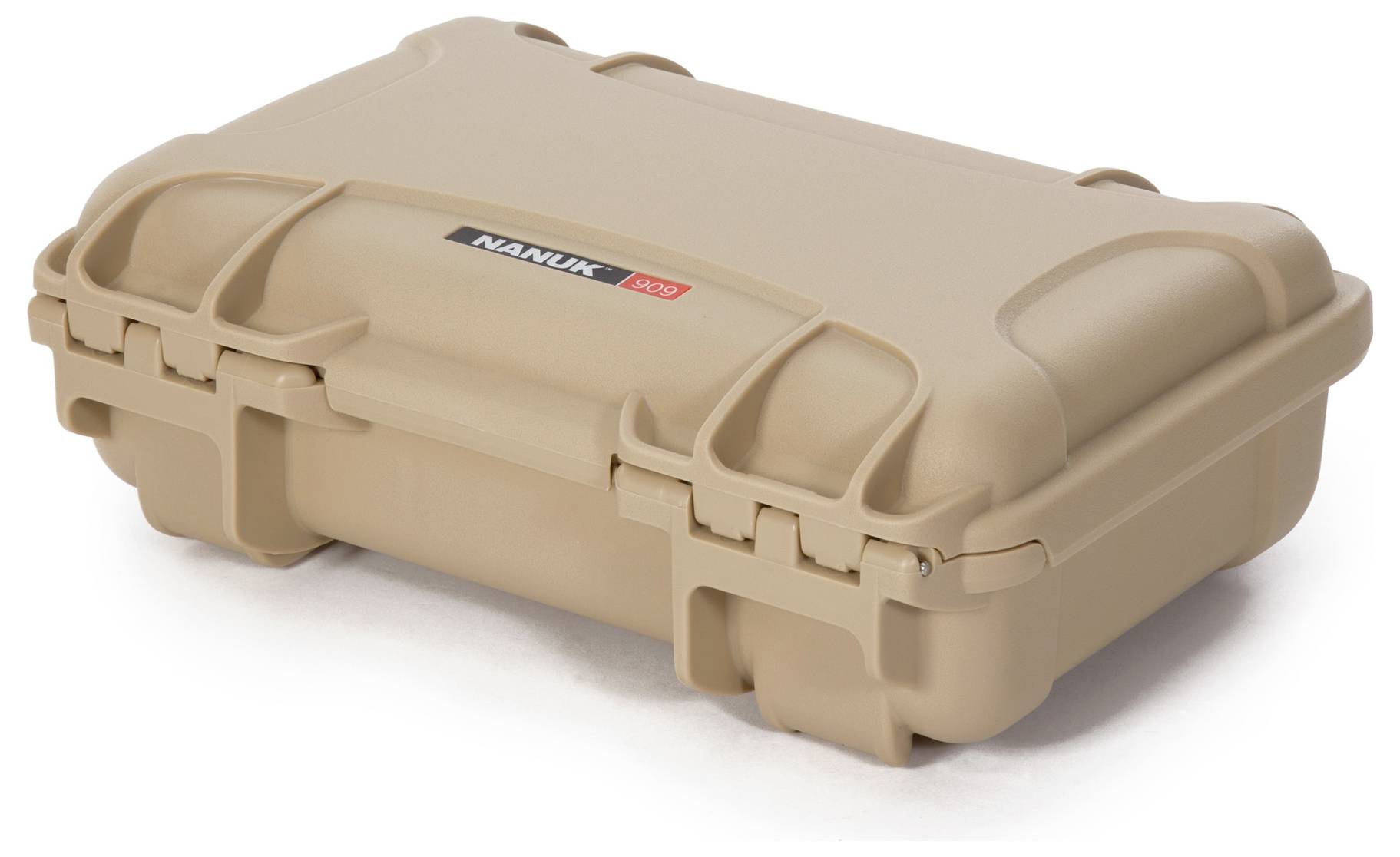 Beżowa, solidna walizka z zaokrąglonymi rogami i uchwytem z przodu.