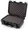 Otwarty czarny twardy kufer z wyściółką piankową do ochrony delikatnych przedmiotów.