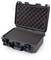 Otwarty, czarny twardy kufer z wyściółką piankową. Idealny do bezpiecznego transportu delikatnych przedmiotów.