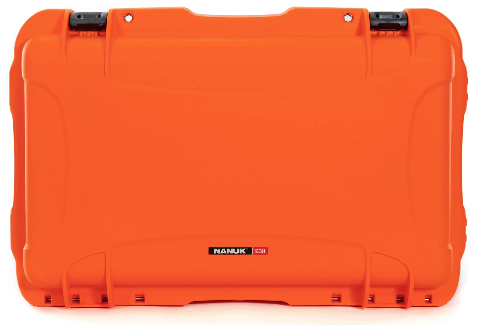 Twardy, pomarańczowy kufer ochronny o wytrzymałej konstrukcji z logo marki na przedniej stronie.