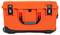 Świecąca pomarańczowa walizka z czarnymi zamkami i uchwytami, idealna do bezpiecznego transportu sprzętu.