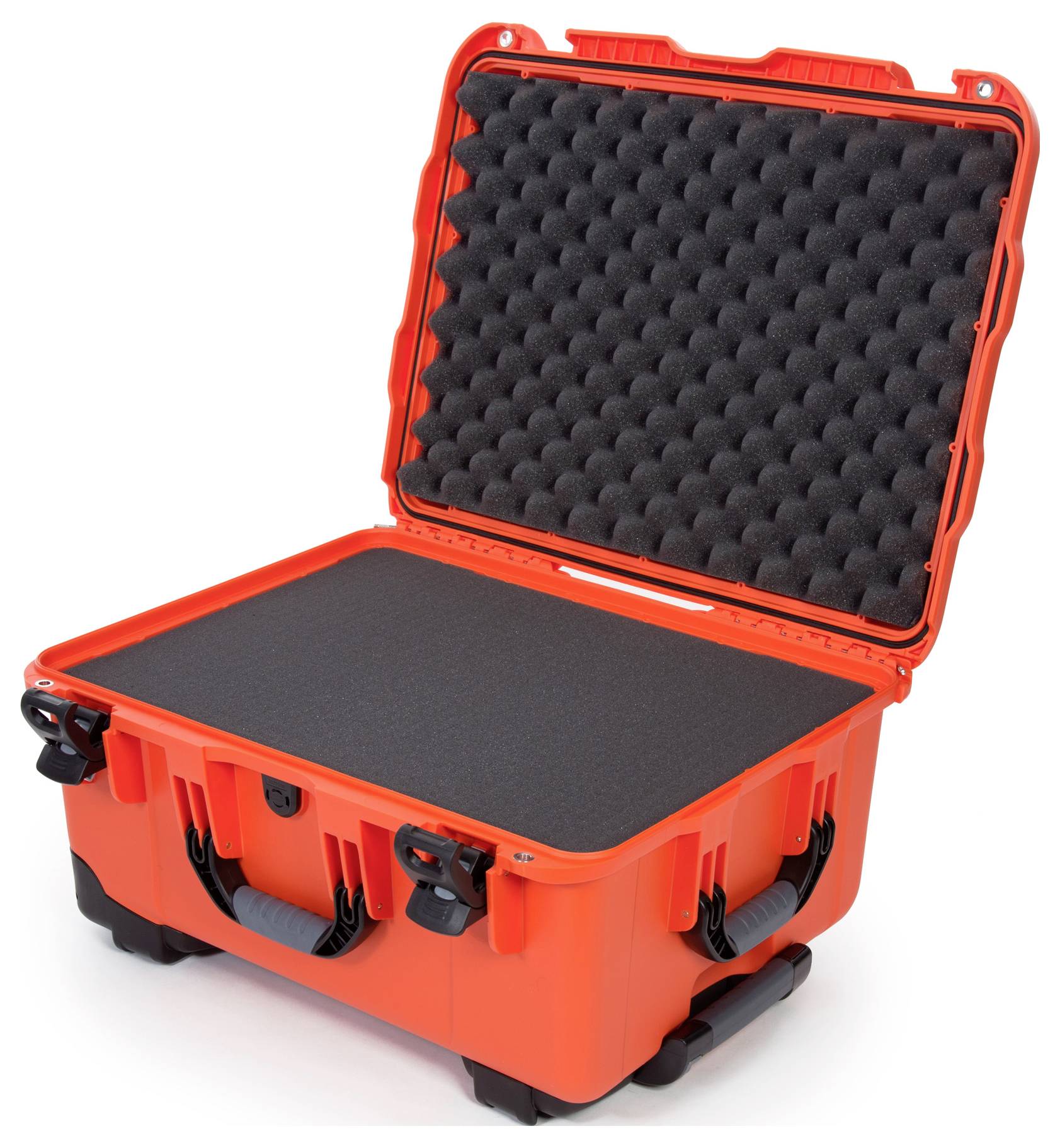 Otwarty, czerwony twardy kufer z wyściółką piankową, odpowiedni do bezpiecznego transportu delikatnych przedmiotów.