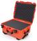 Otwarty, czerwony twardy kufer z wyściółką piankową, odpowiedni do bezpiecznego transportu delikatnych przedmiotów.