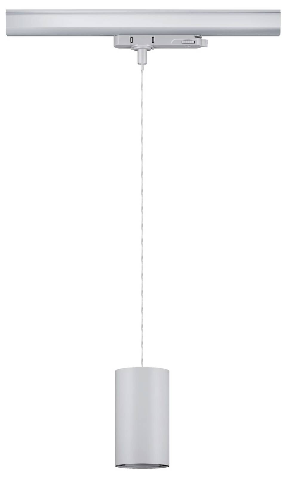 Cylindryczna, srebrzysta lampa wisząca zwisa na cienkim przewodzie pod podłużnym metalowym baldachimem.