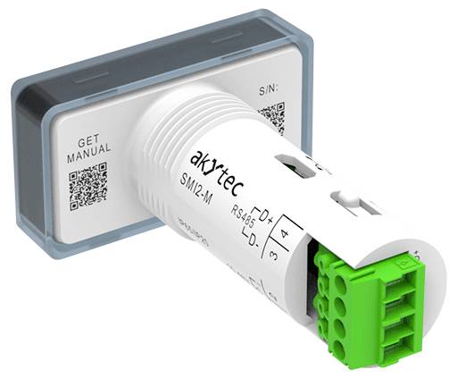 Cylindryczny przyrząd sensorowy z kodami QR i zieloną listwą przyłączeniową. Model 'akYtec SM12-M'. Pokazuje numer seryjny i złącze RS485.