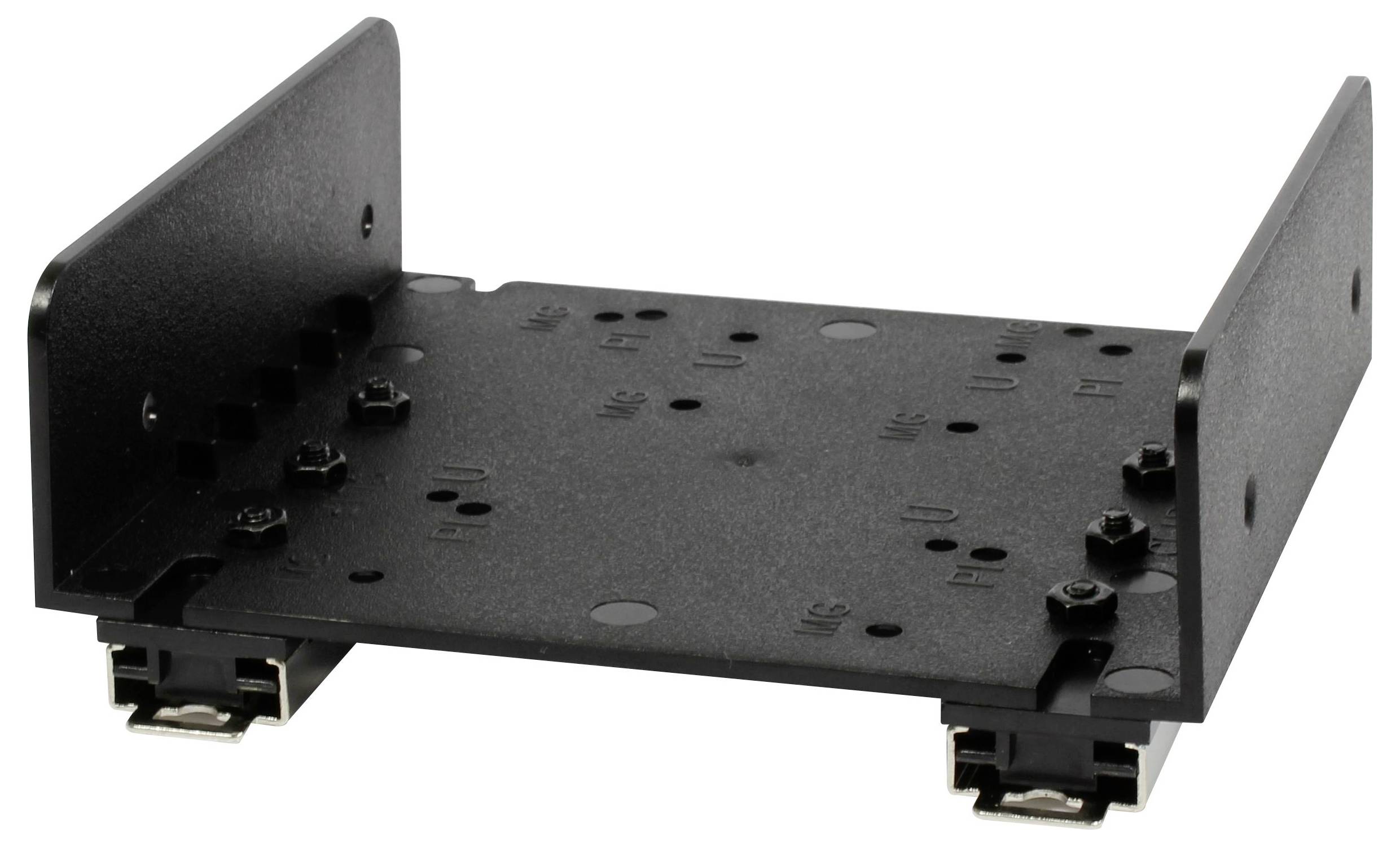 Czarna metalowa podstawa z otworami na śruby i dwoma ściankami bocznymi; prawdopodobnie przeznaczona do montażu urządzeń lub dysków twardych.