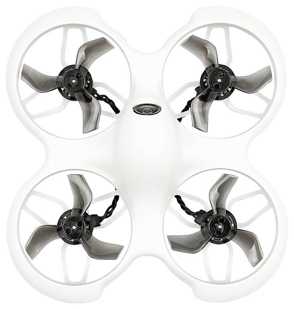 Biały dron z czterema śmigłami, widziany z góry.