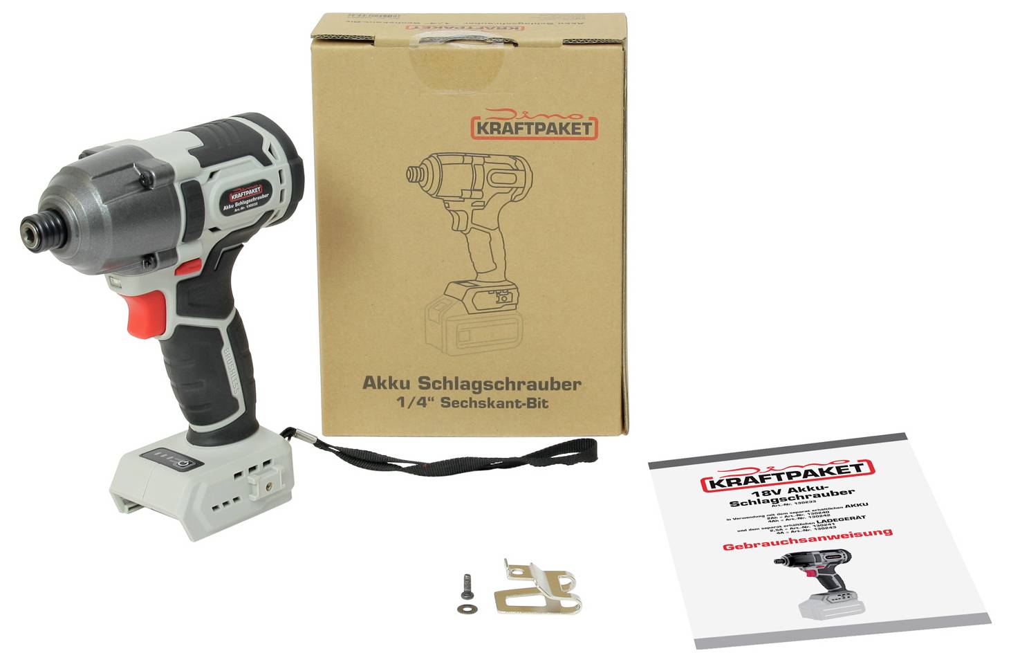 Akumulatorowy wkrętak udarowy w kartonowym opakowaniu i instrukcją obsługi na białym tle. W zestawie dołączone akcesoria do wkrętarki.