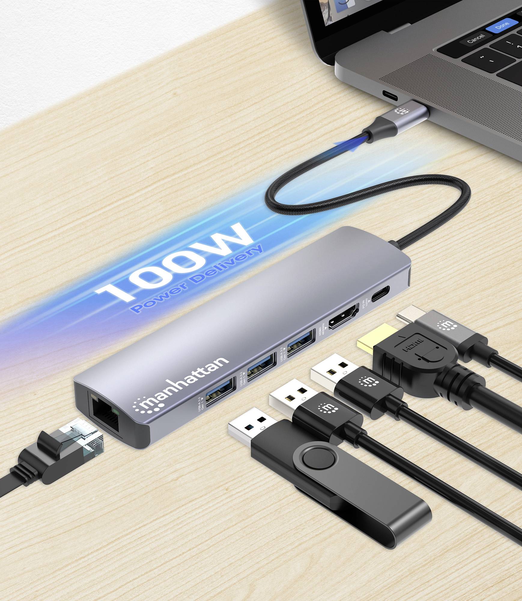Laptop łączy się przez kabel USB-C z hubem stacji dokującej, który posiada różne złącza i urządzenia, takie jak USB, HDMI i Ethernet.