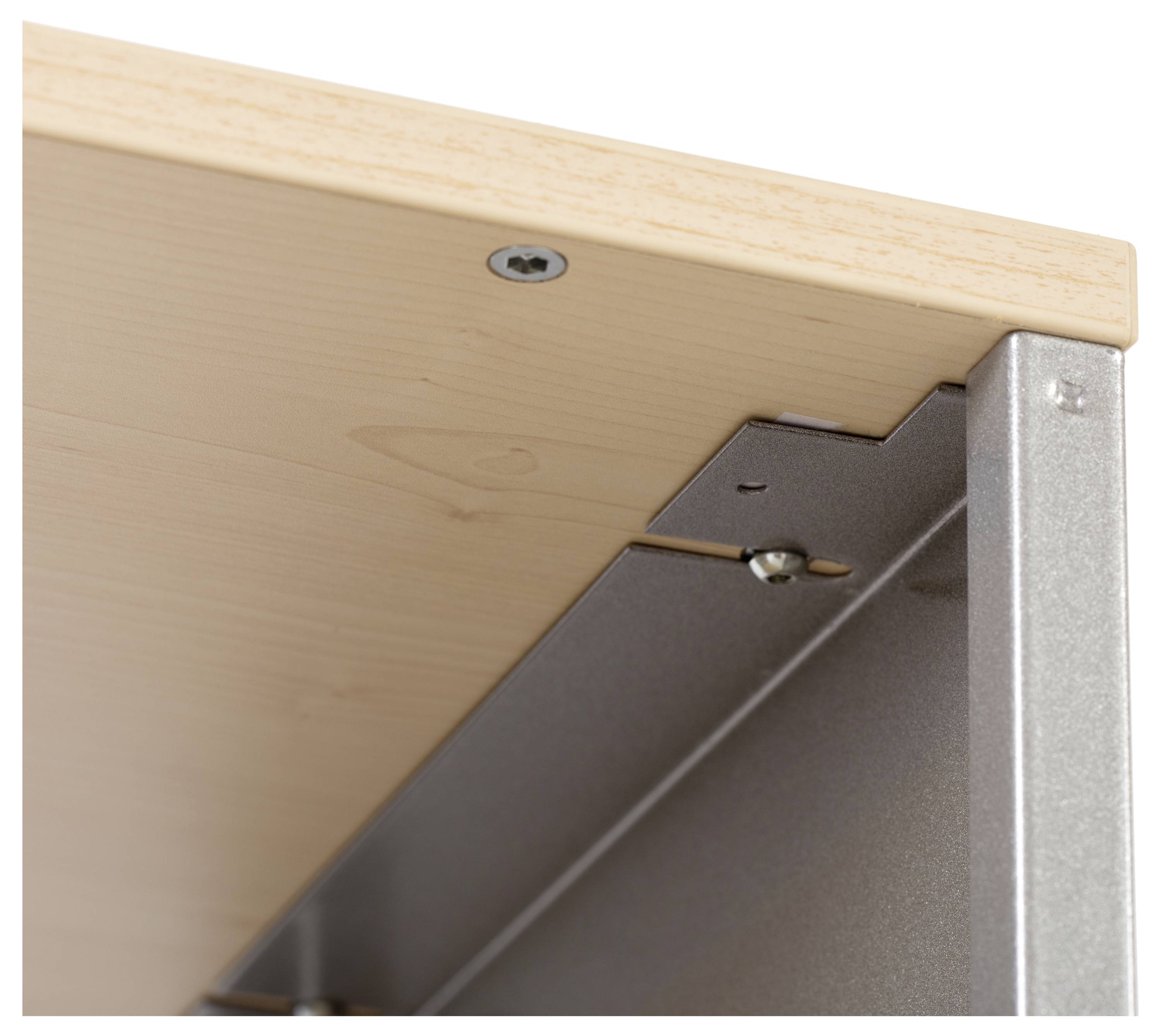 Drewniany i metalowy biurko, zbliżenie na spód z widocznymi śrubami i metalową ramą.