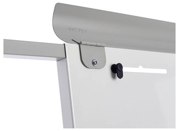 Biała tablica z szarym, składanym uchwytem na górze i czarnym przyciskiem.