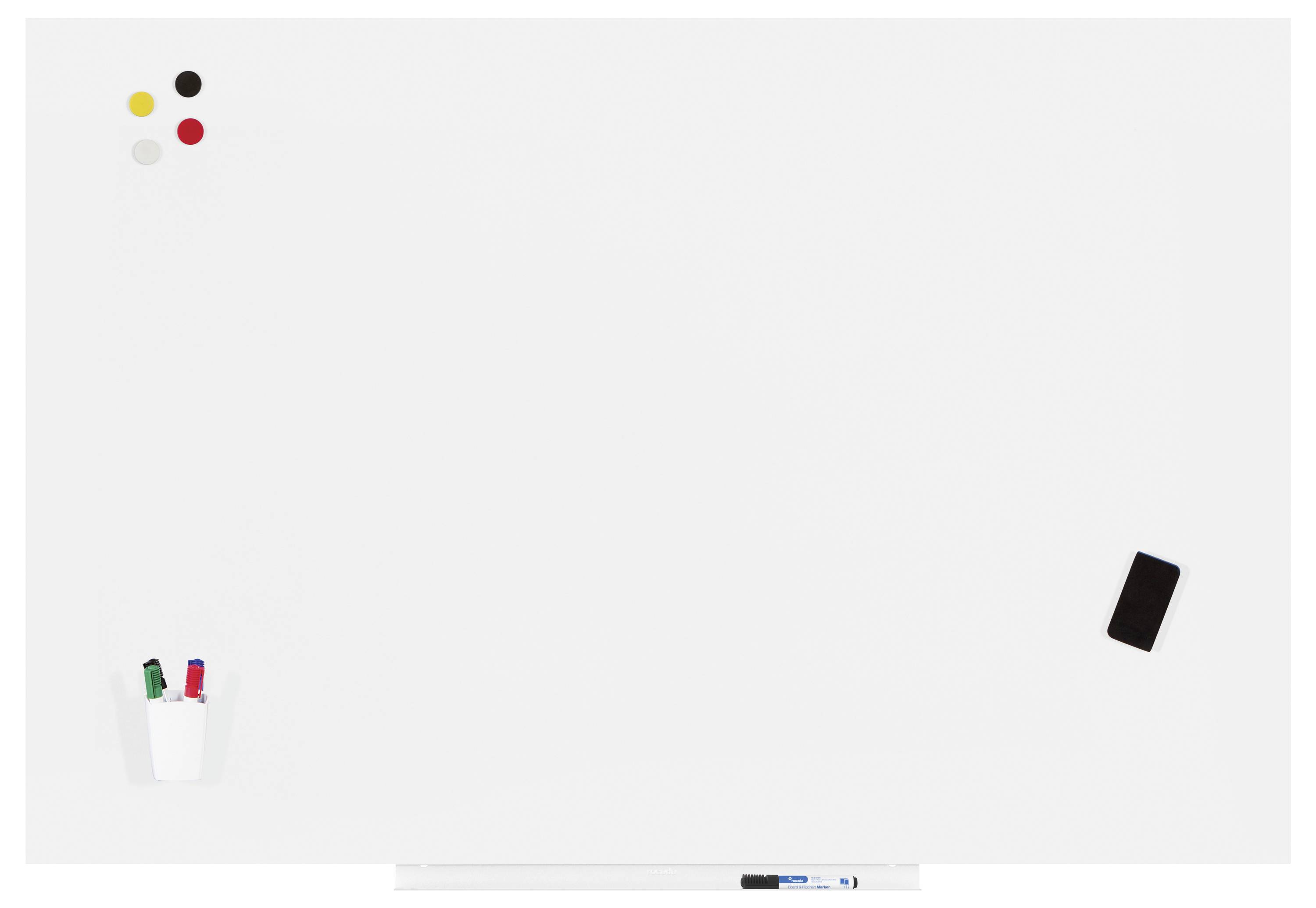 Biała tablica z kolorowymi magnesami, pojemnikiem na długopisy i smartfonem.