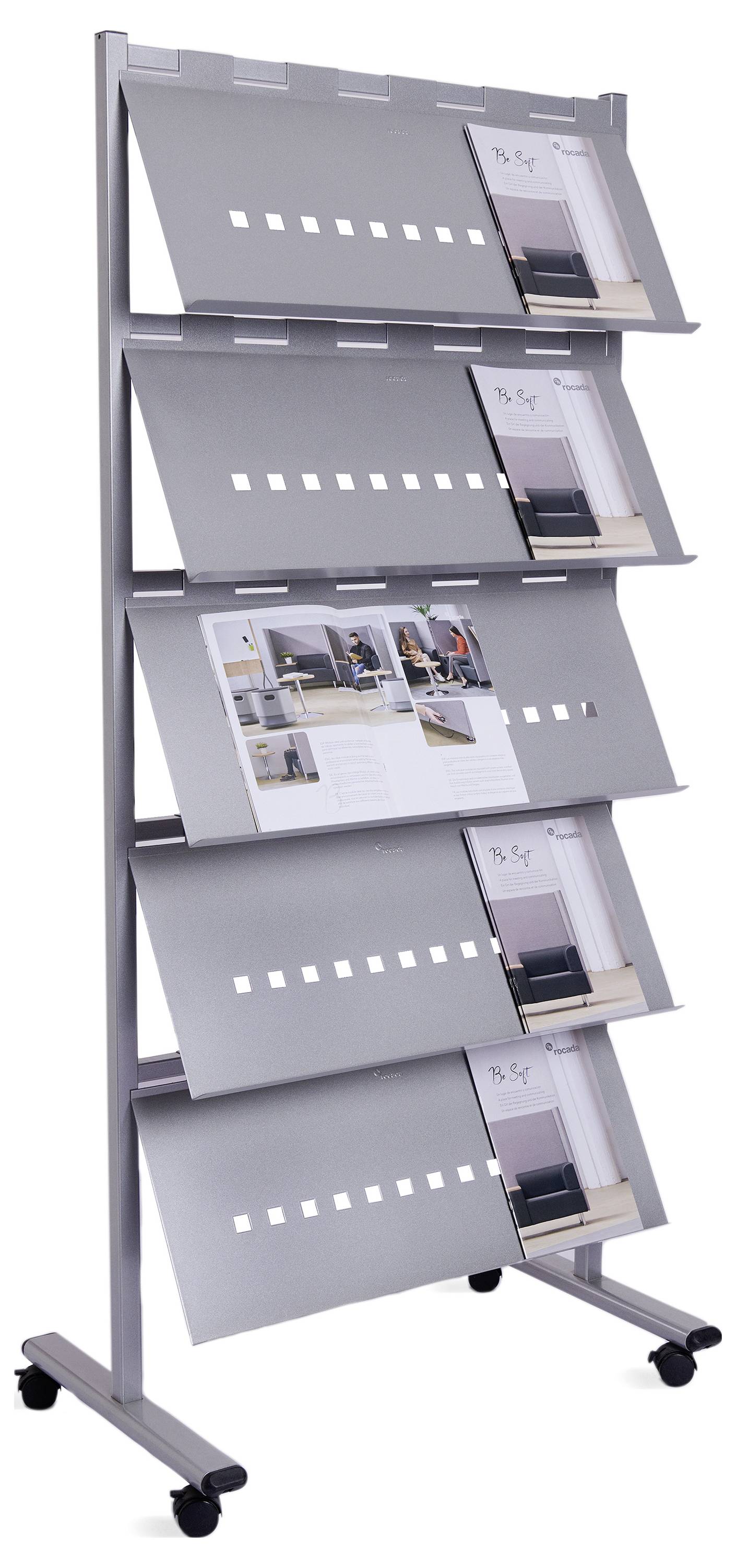 Srebrny stojak na prospekty na kółkach, wypełniony broszurami i katalogami.