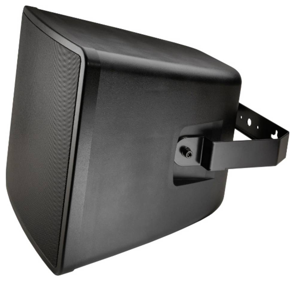 Czarny głośnik zamocowany na uchwycie ściennym. Głośnik ma kształt prostokątny i jest skierowany w bok, aby równomiernie rozproszić dźwięk.