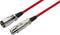 Czerwony kabel XLR z wtykiem męskim i żeńskim. Powszechnie stosowany do łączenia urządzeń audio w celu zapewnienia czystego przekazu dźwięku.